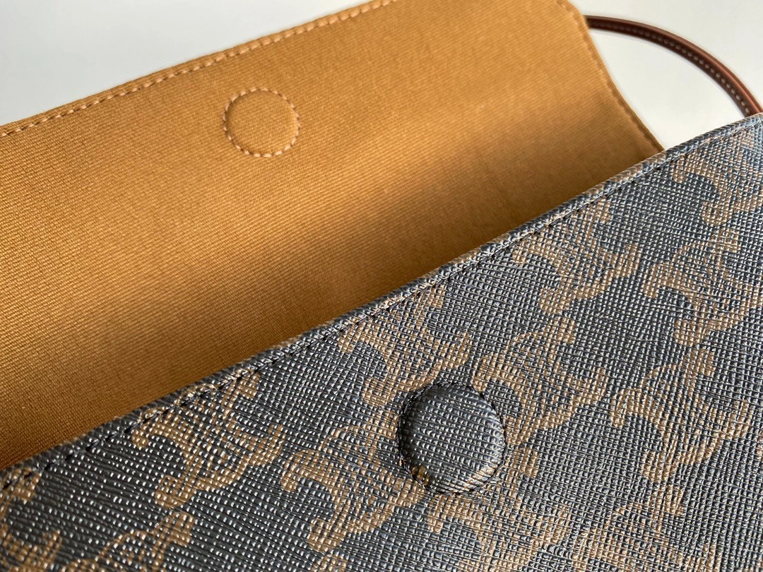 AIR- 195902BZK.04LI Calfskin item : BT-B225D2834W